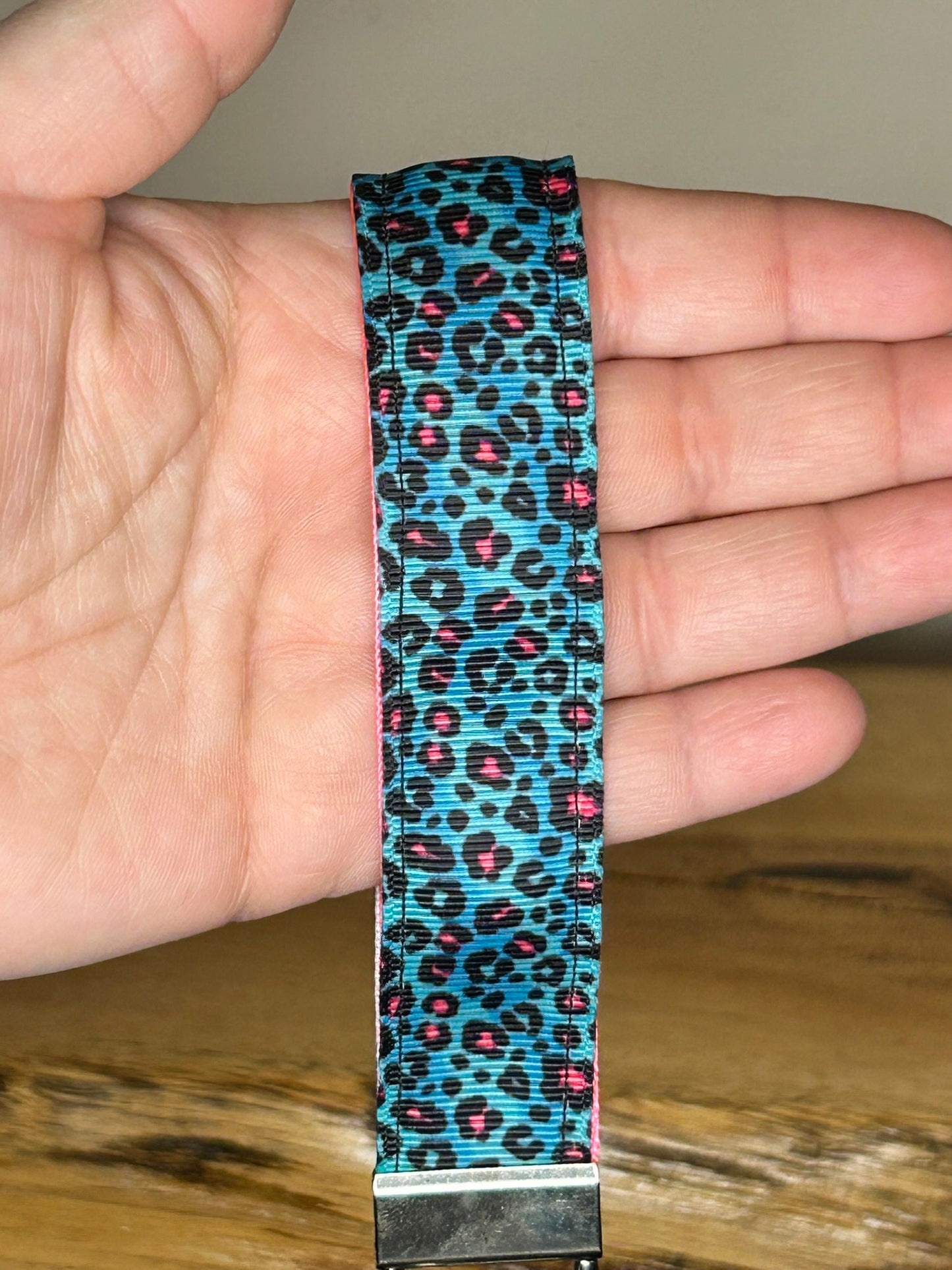 Blue Leopard Keychain / Handle