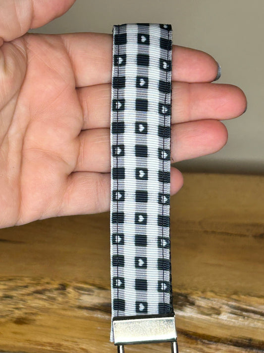 Black Heart Checks Keychain / Handle