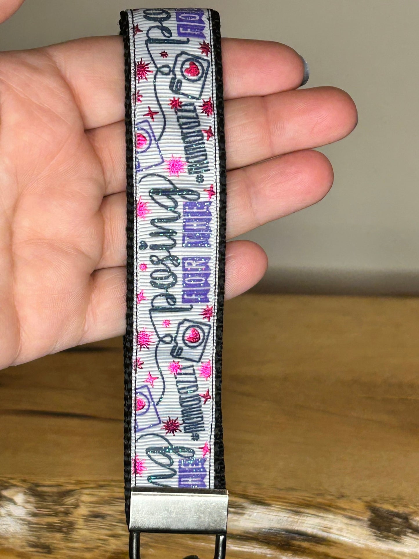 Mama-ratzi Keychain / Handle