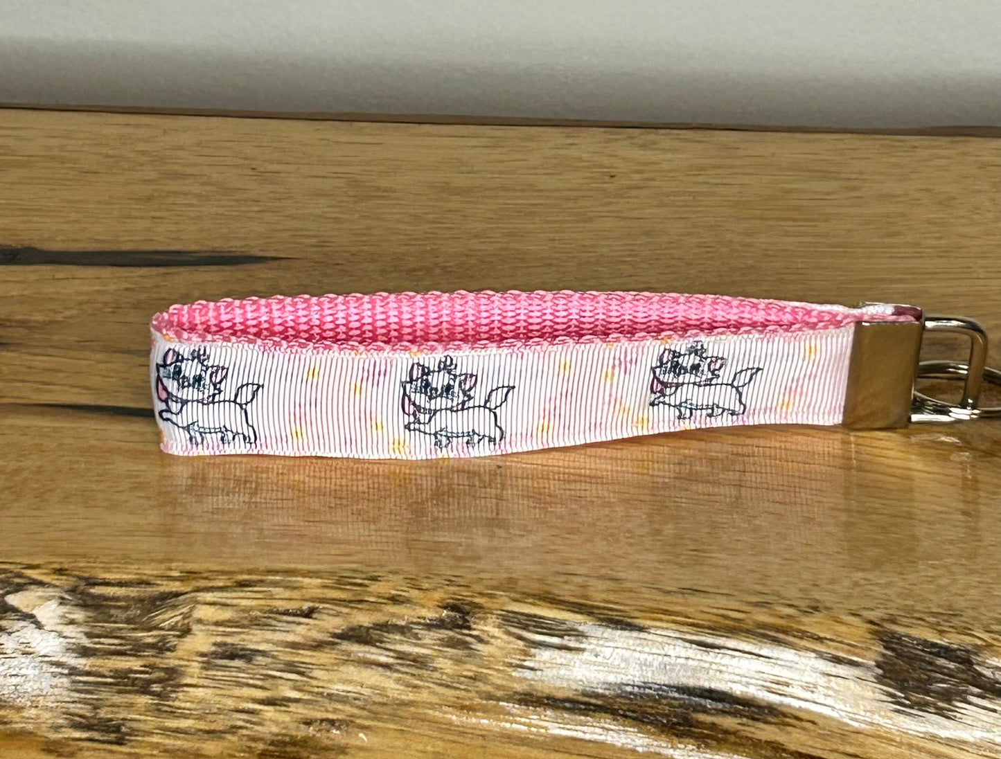 Kitty Keychain / Handle